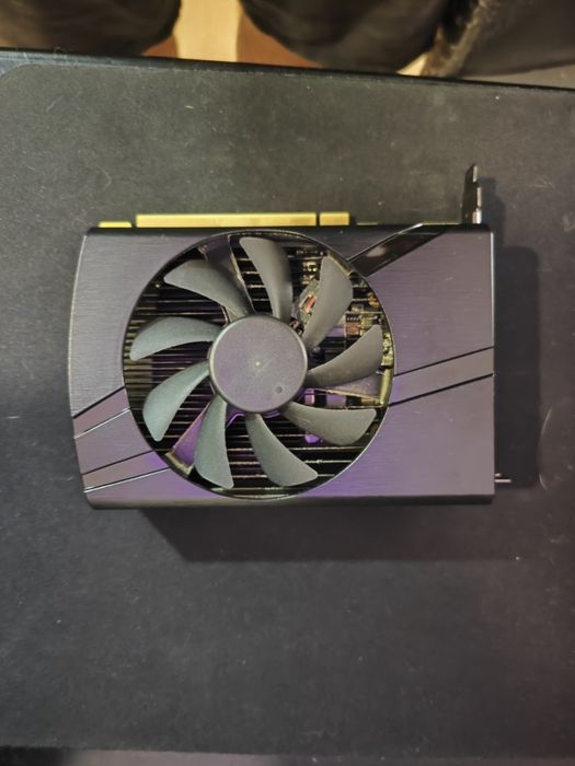 Gráfica NVIDIA 1650 GTX 4Gb
