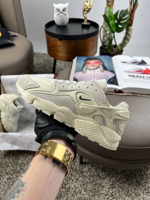 Жіночі кросівки найк хуарачі Nike Air Huarache Beige [36-41]