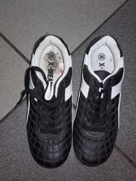 Buty sportowe czarne