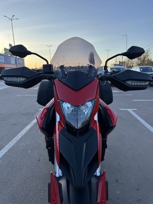 Ducati Hypermotard Hyperstrada 939