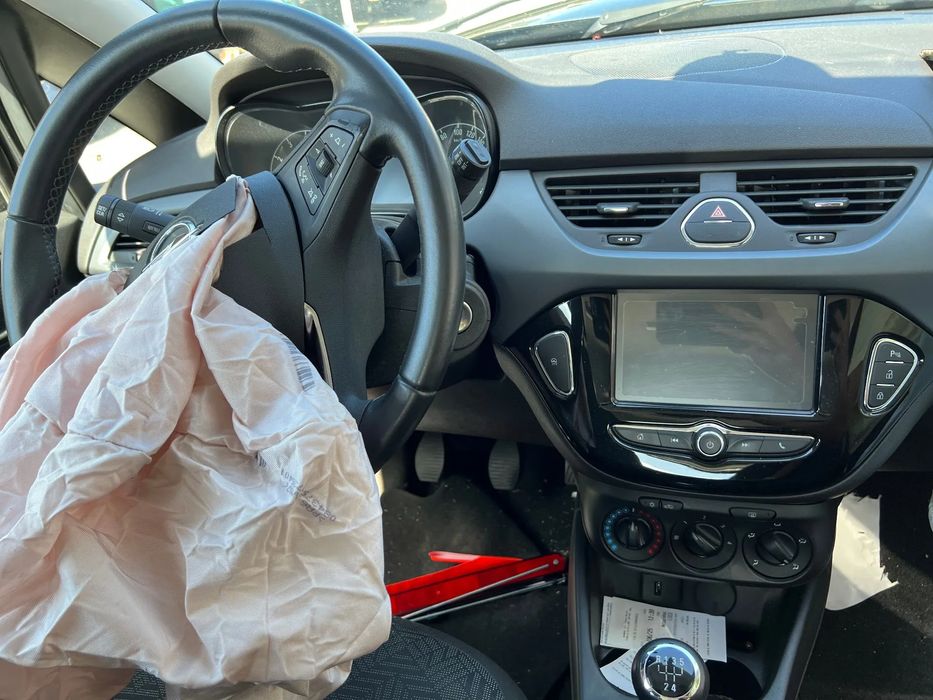 Para peças OPEL Corsa E