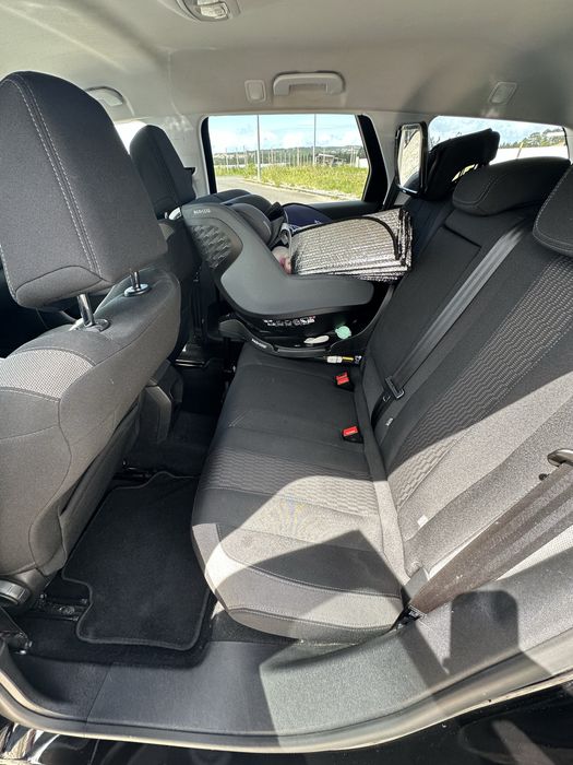 Peugeot 308 SW 1.6 HDi versão Style (120cv)