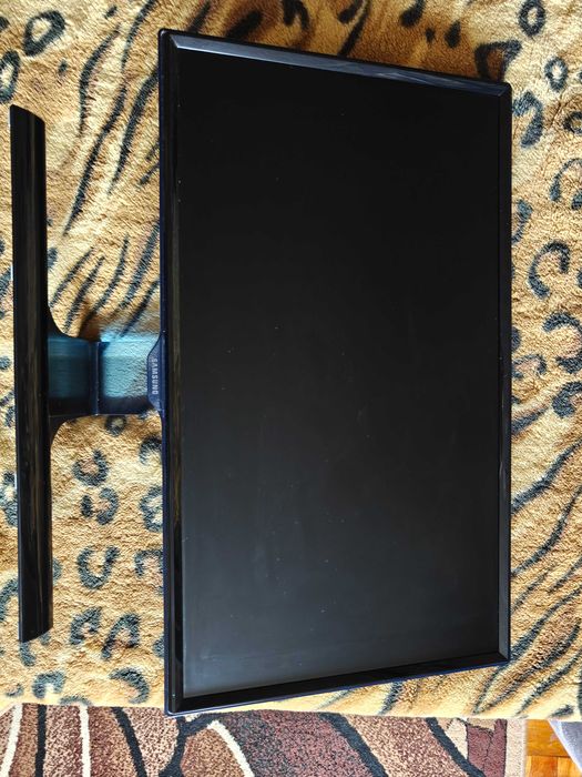Монитор Samsung S24E390HL