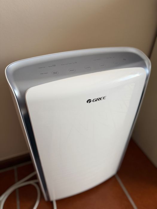 Dehumidifier desumidificador Gree Daisy 20 l com função de secagem