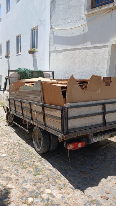 Entulho,Madeira,lixo e demolições