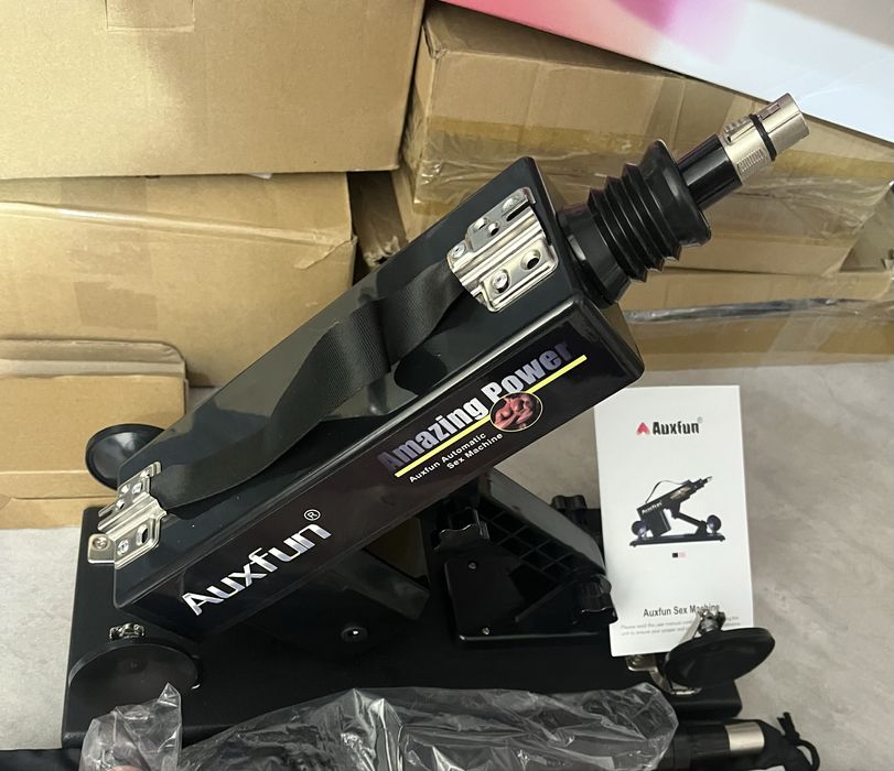 Auxfun Sex Machine Секс машина з насадками та регуляцією швидкості