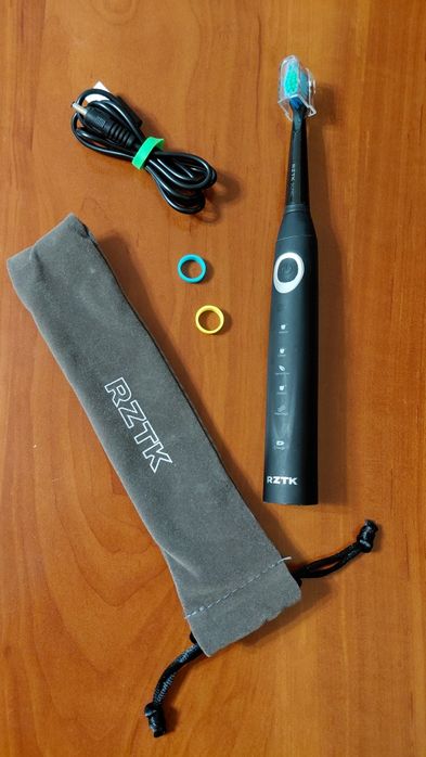 Продам електричну зубну щітку RZTK SONIC Black