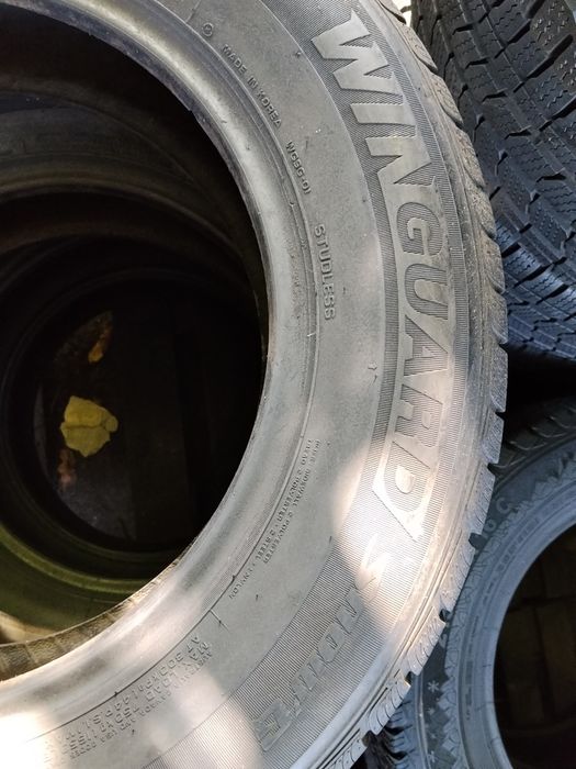 Toyo 215 65 r16C 4шт шини б'у резина гума з Європи
