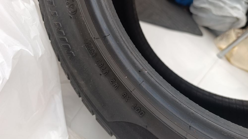Pirelli 245 45 19