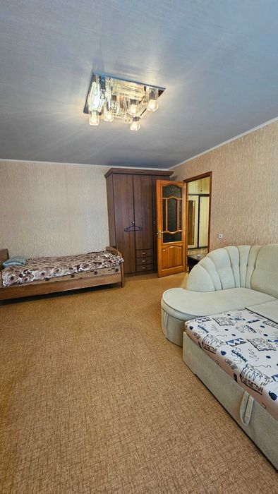 Продаж 1 к. квартири Залютино 10 хв. Холодна Гора
