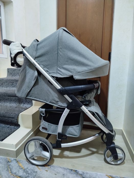 Дитяча прогулянкова коляска Carrello Vista