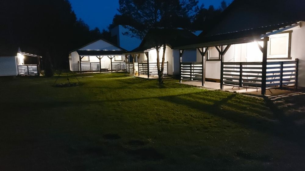 Domki i pokoje nad morzem Dąbki, Bobolin sezon 2026. Zapraszamy