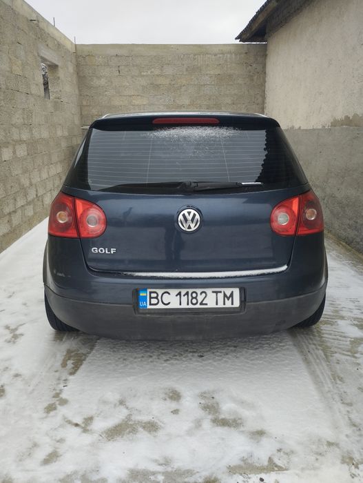 Гольф 5 2.0 тді  2005 рік
