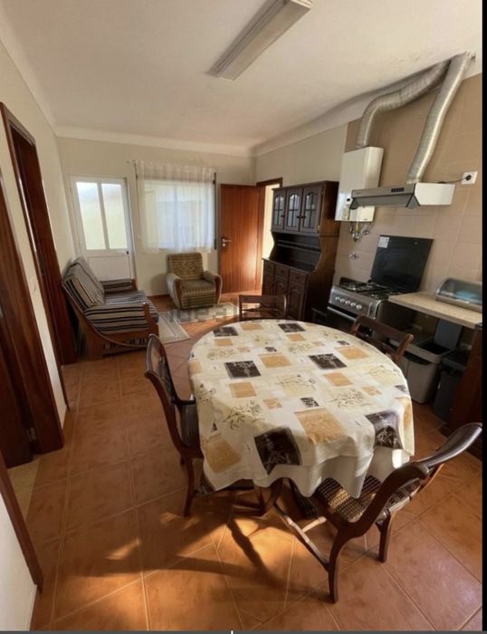 MORADIA T2 mobilada com jardim/parque de lazer