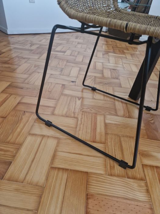 4 Cadeiras de mesa de jantar AREA