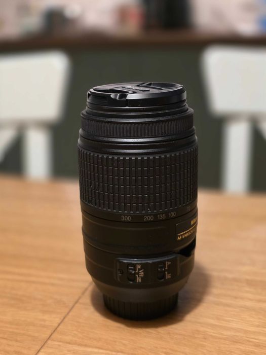 Obiektyw Nikon Nikkor 55-300 mm VR G ED AF-S teleobiektyw uszkodzony