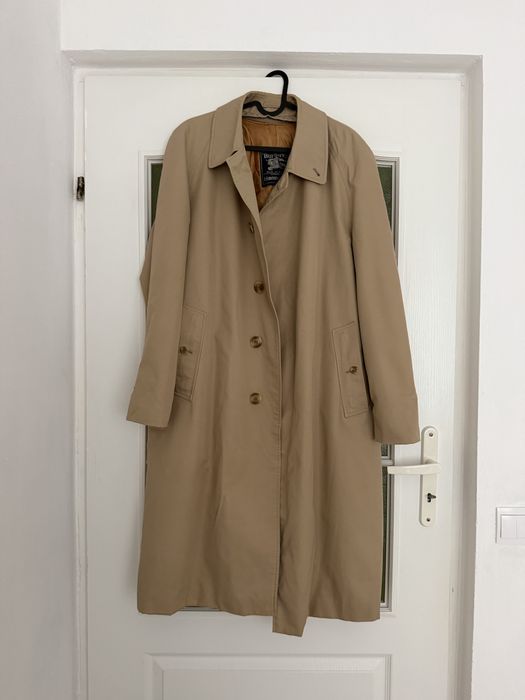 Beżowy płaszcz Burberry