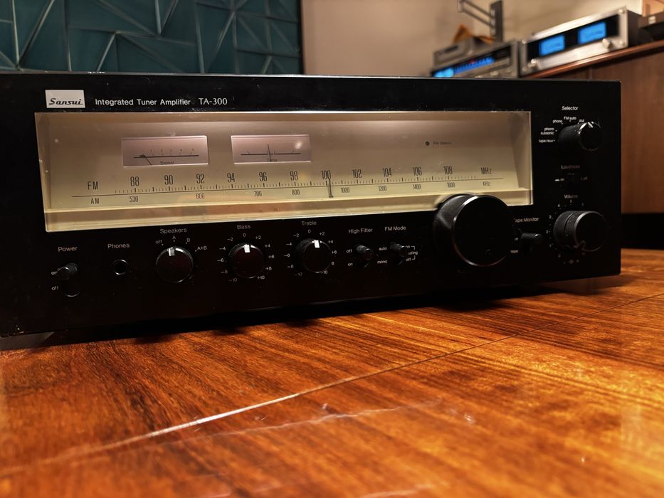 Receiver Sansui TA 300