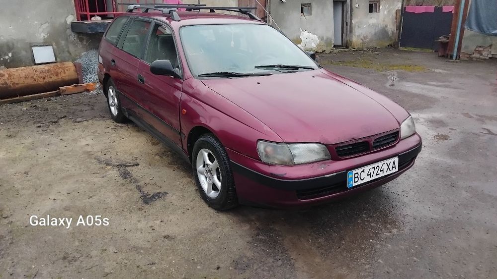 Продам .Тойоту каріна