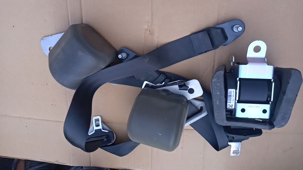 Pasy bezpieczeństwa tylne Citroen C3 Picasso