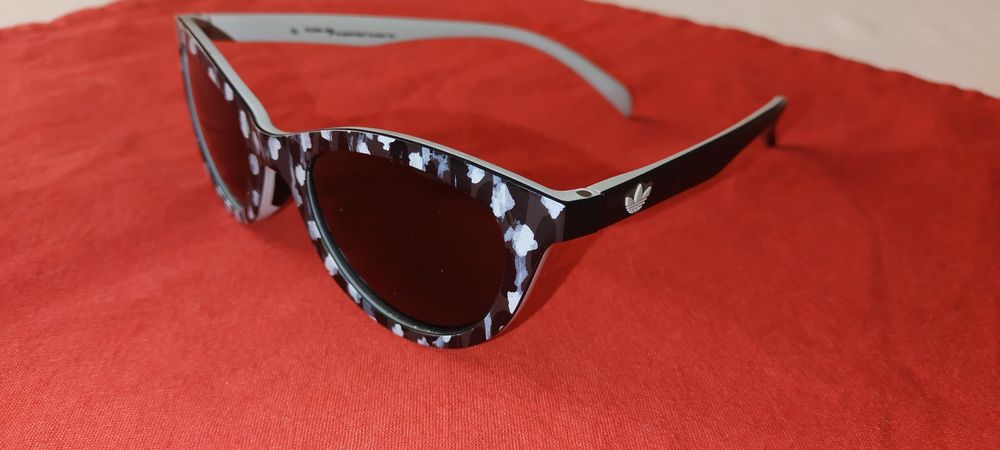 Modne okulary Adidas,nastolatki,kobiety