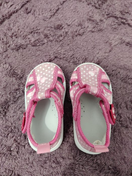 Дитячі босоніжки