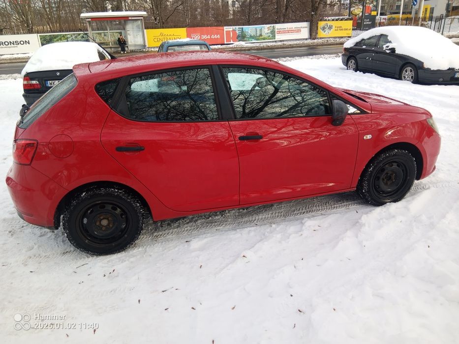 Sprzedam Seat Ibiza 2015  1.4 benzyna LPG  hak w dowodzie.