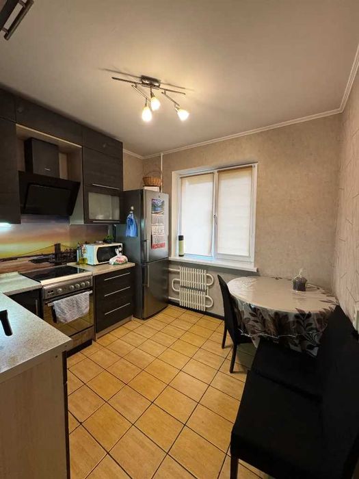 Продам 2к квартиру жм Клочко Караван Лівий берег