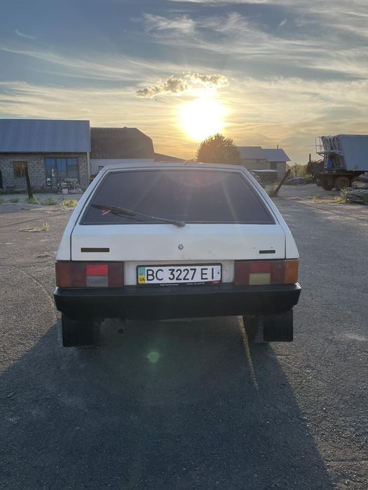 Продам автомобіль ВАЗ 2108