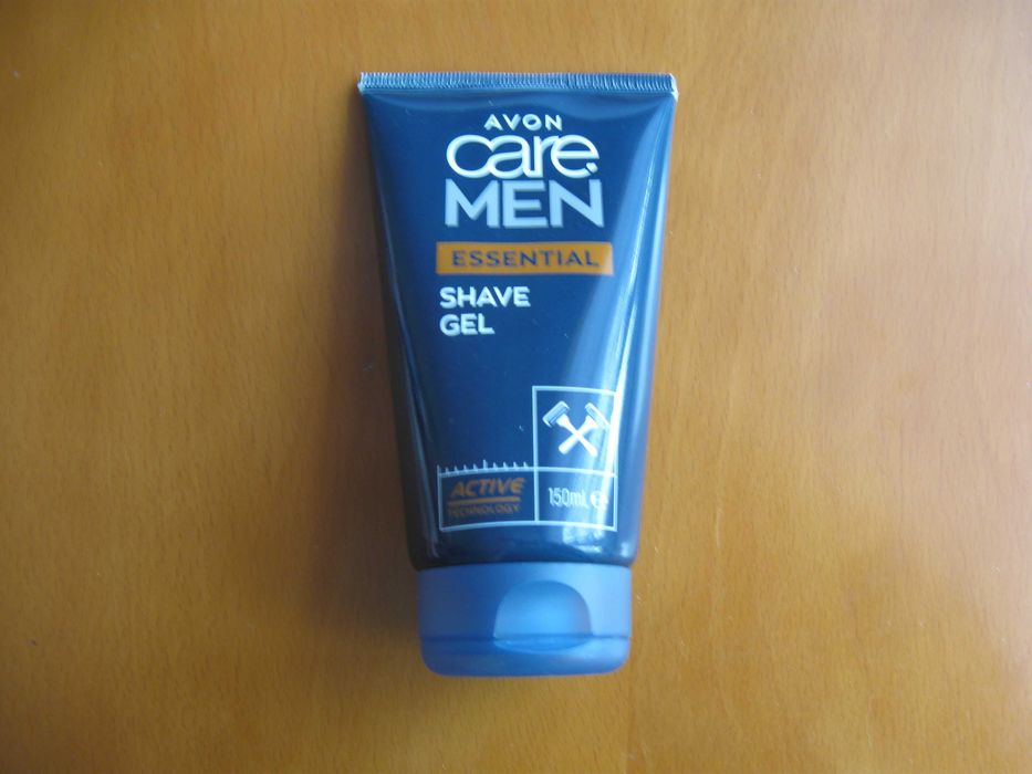 AVON Żel do golenia Essential, 150 ml