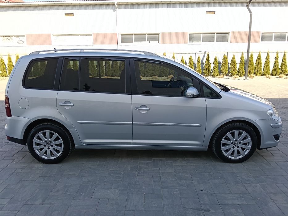 Volkswagen touran 1.4 tsi 2009 року