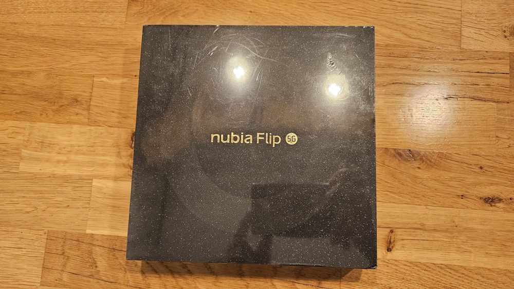 Nubia Flip 5G / black