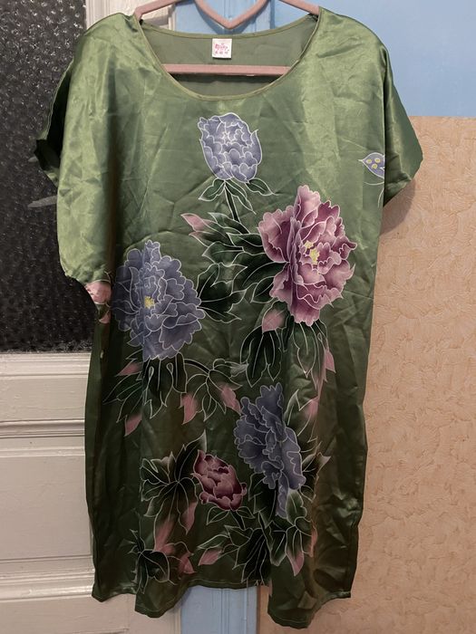 Костюм шелк 100% оригинал 46 М