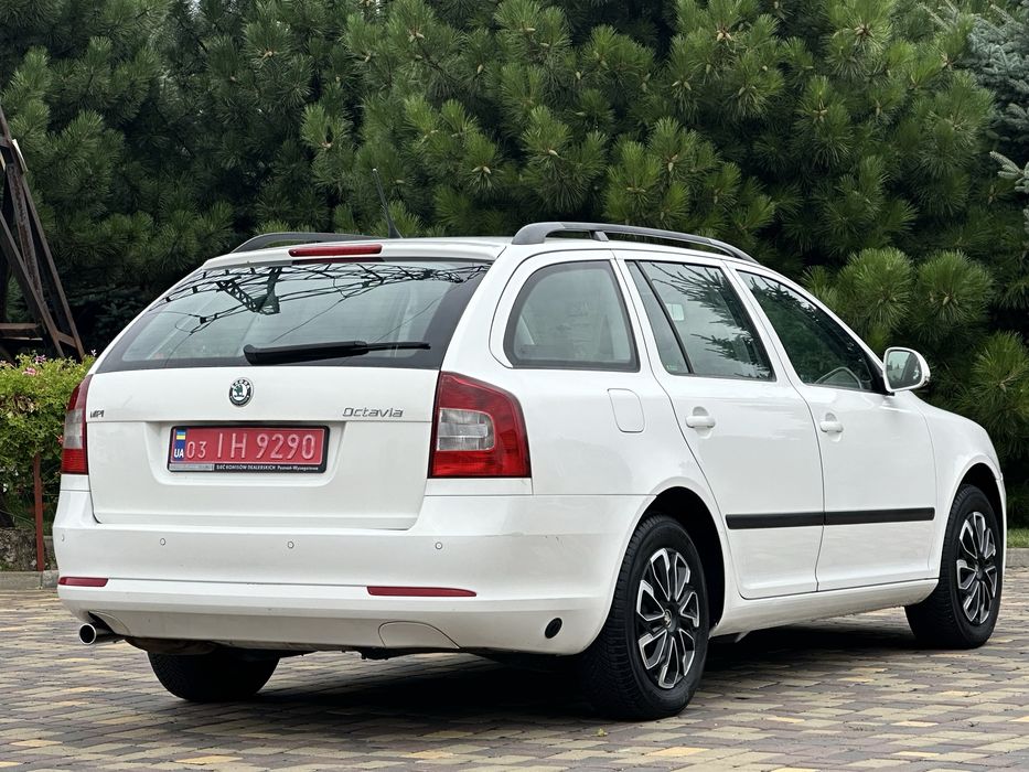 Шкода Октавія  2013 рік 1,6 бензин MPI + ГБО4 механіка Skoda Octavia A5 октавия