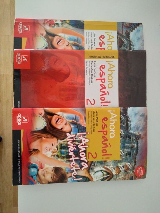 3 Livros de Ahora Español! 2 - Espanhol - Nível 2 - 8º Ano, como Novos