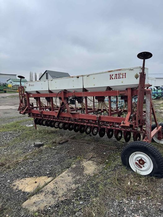 Сівалка Клен 4,5, зернотрав‘яна, під рапс, електронний висів, навісна,