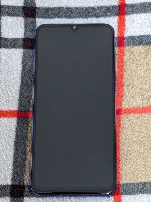 Samsung A30 Super AMOLED 4/64