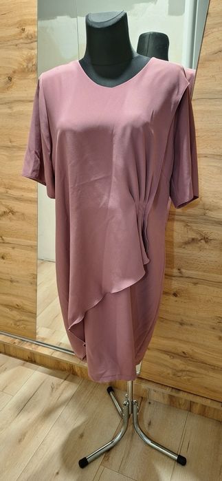 Sukienka r 54 piękna rozciagliwa