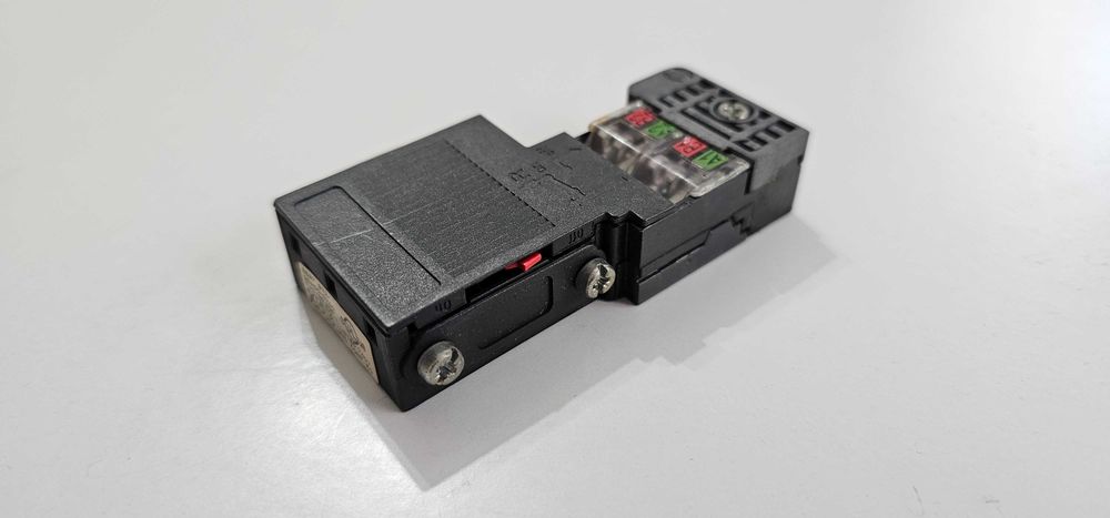 Wtyczka Profibus Siemens Simatic DP 6ES7972-0BA50-0XA0