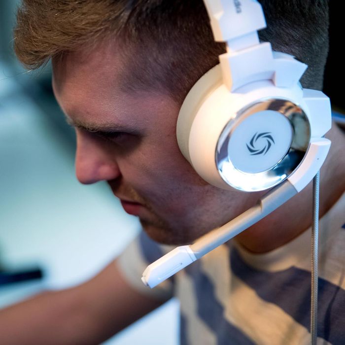 Стерео гарнітура AVerMedia SonicWave GH335 Навушники Input 3.5mm Білі