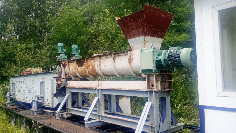 Podajnik sortownik frakcji wibracyjny żwir piasek węgiel kruszywo 2x 7,5 KW