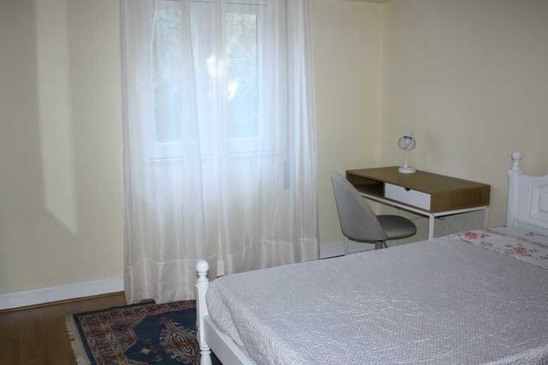 Quartos com ar condicionado - Rua José Caetano Júnior - Polo IV