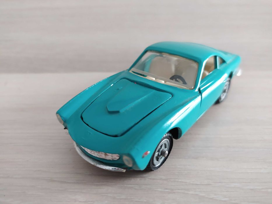 Модель автомобиля 1:43 Ferrari 250GT Berlinetta 80-х годов