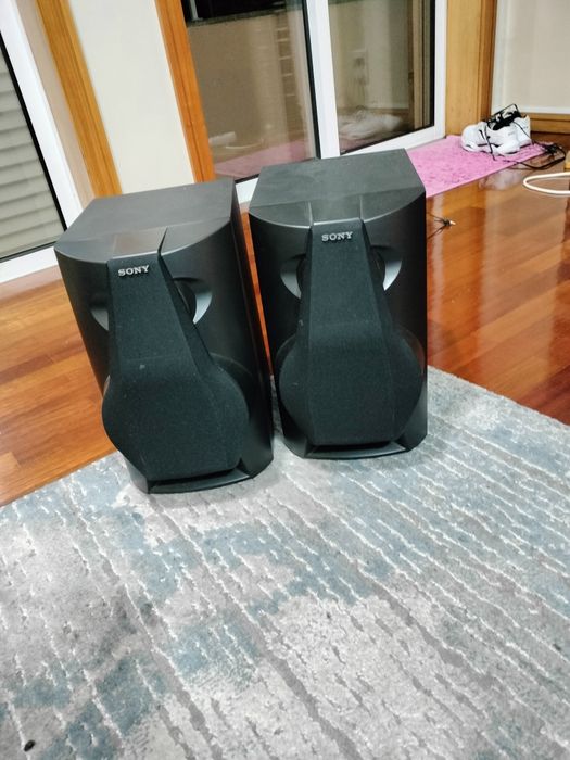 Colunas som Sony 120w como novas para desocupar entrega em mão na aera