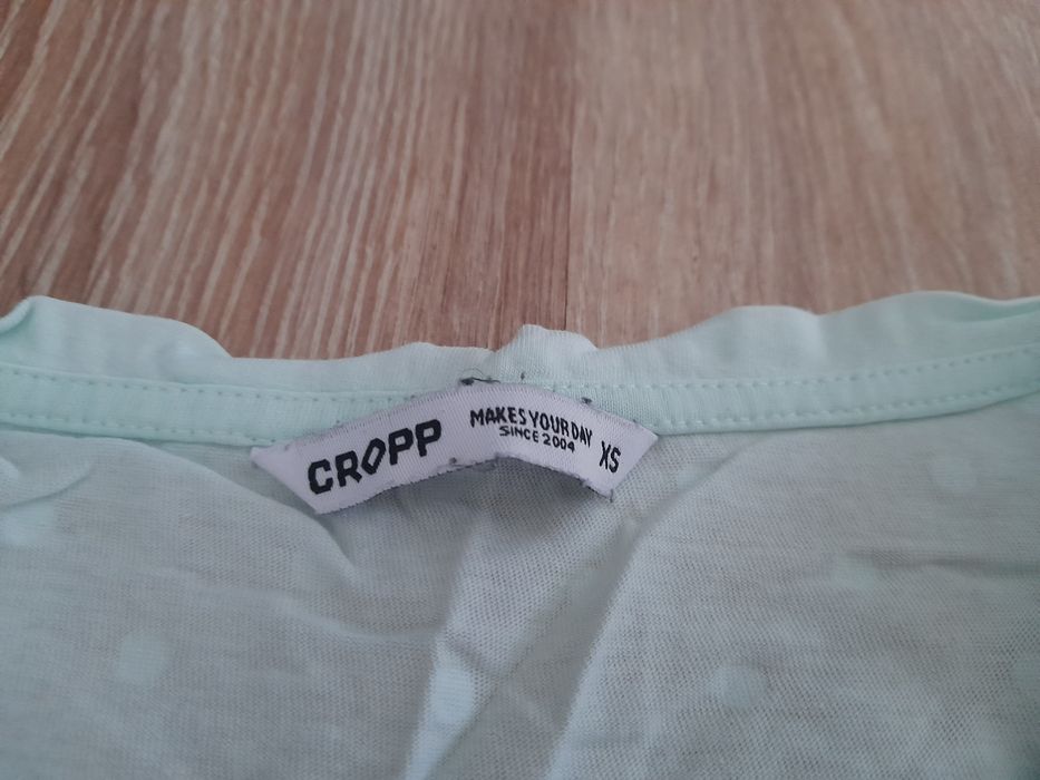 Koszulki Cropp R XS