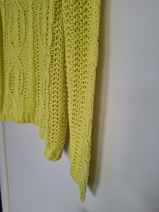 Sweterek dziergany seledynowy limonkowy Reserved Basic