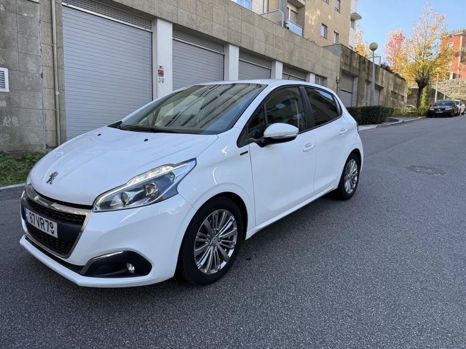 Peugeot 208 1.5 BlueHDi Signature