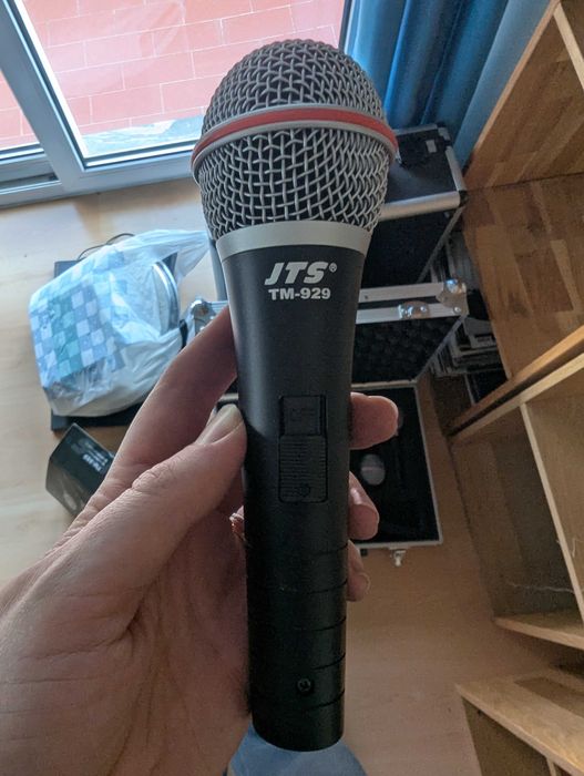 Microfone estado Novo