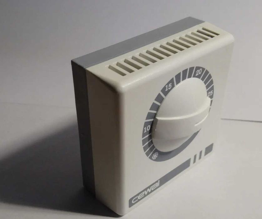 Терморегулятор механічний. Італія.