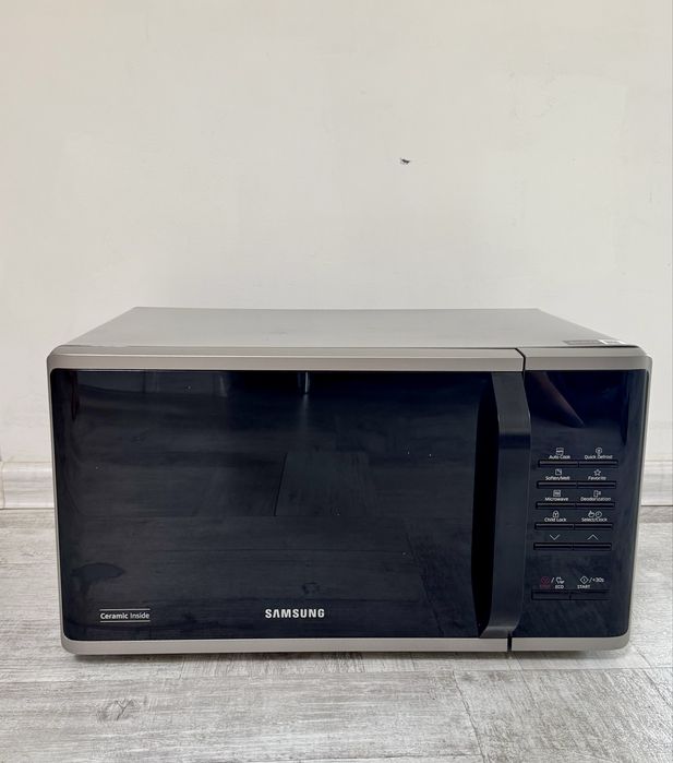 Kuchenka mikrofalowa Samsung MS23K3513AS